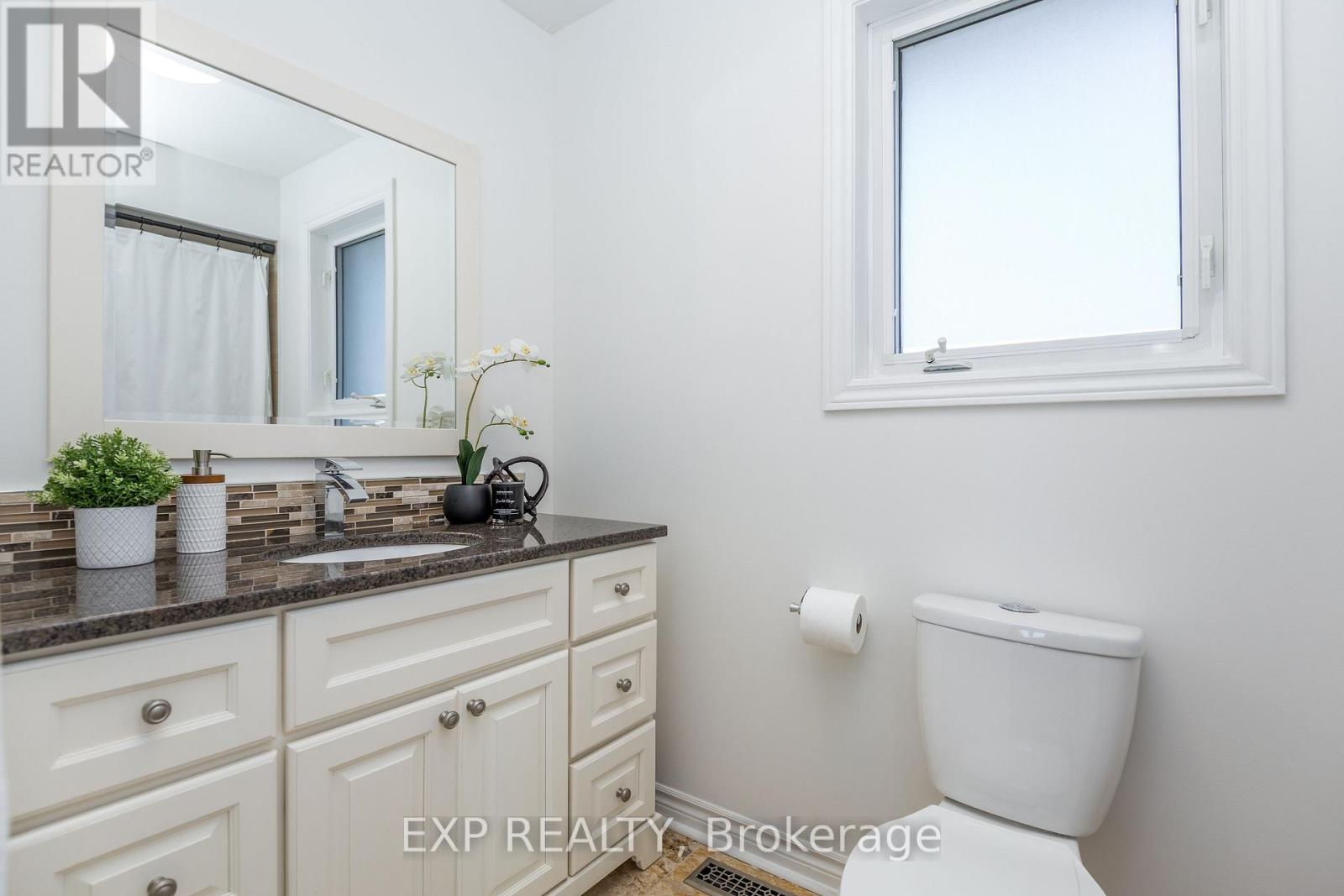 314 Country Lane, Barrie, Ontario  L4N 5Z6 - Photo 33 - S12496148