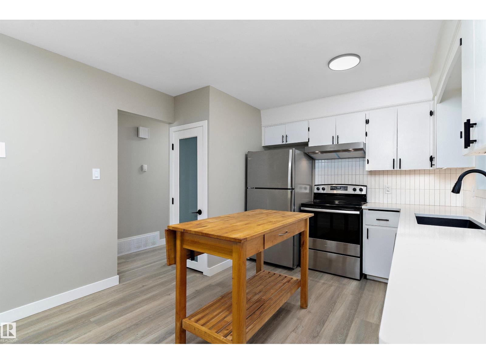 10157 145 St Nw, Edmonton, Alberta  T5N 2X6 - Photo 10 - E4464219