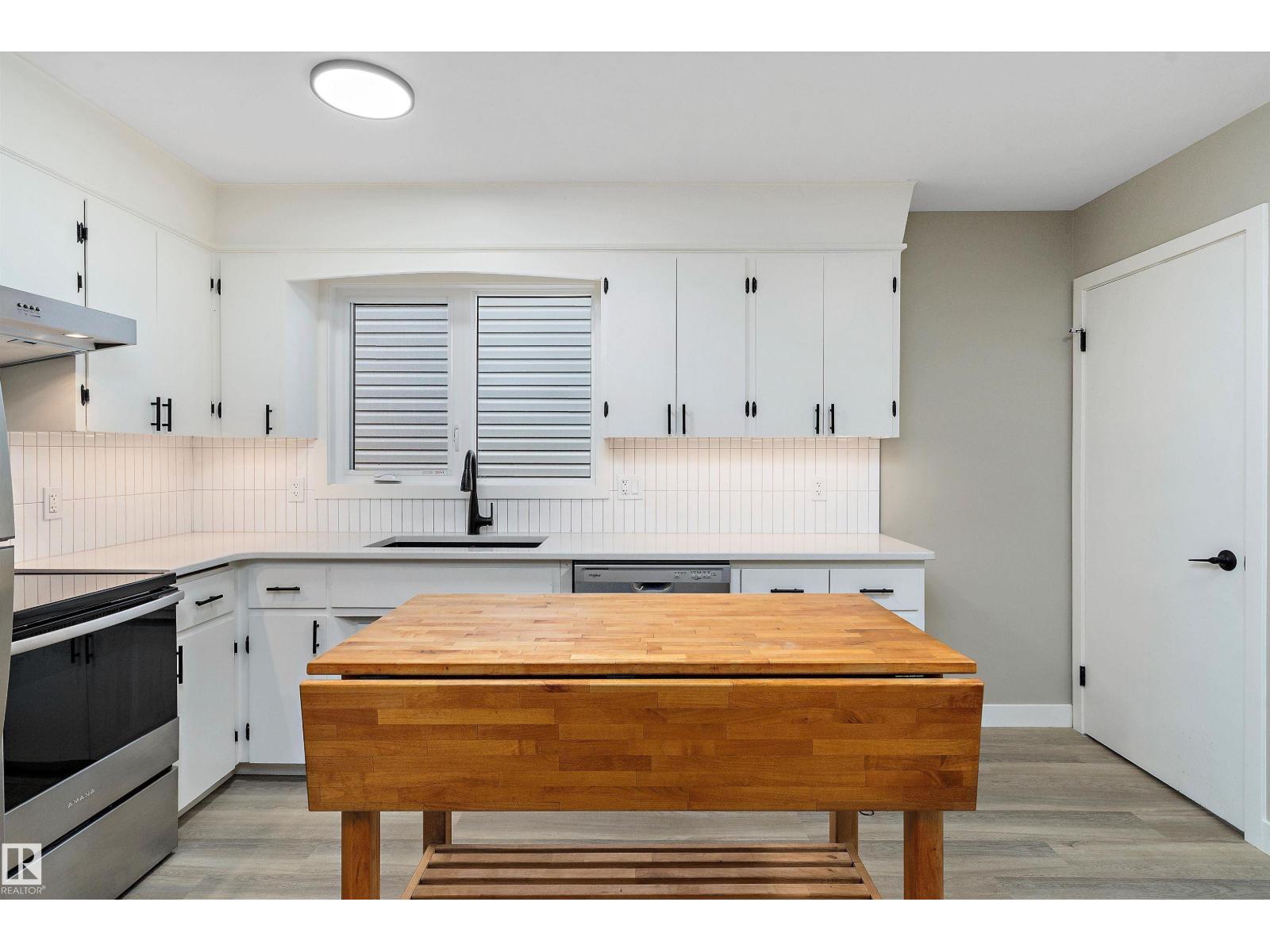 10157 145 St Nw, Edmonton, Alberta  T5N 2X6 - Photo 12 - E4464219