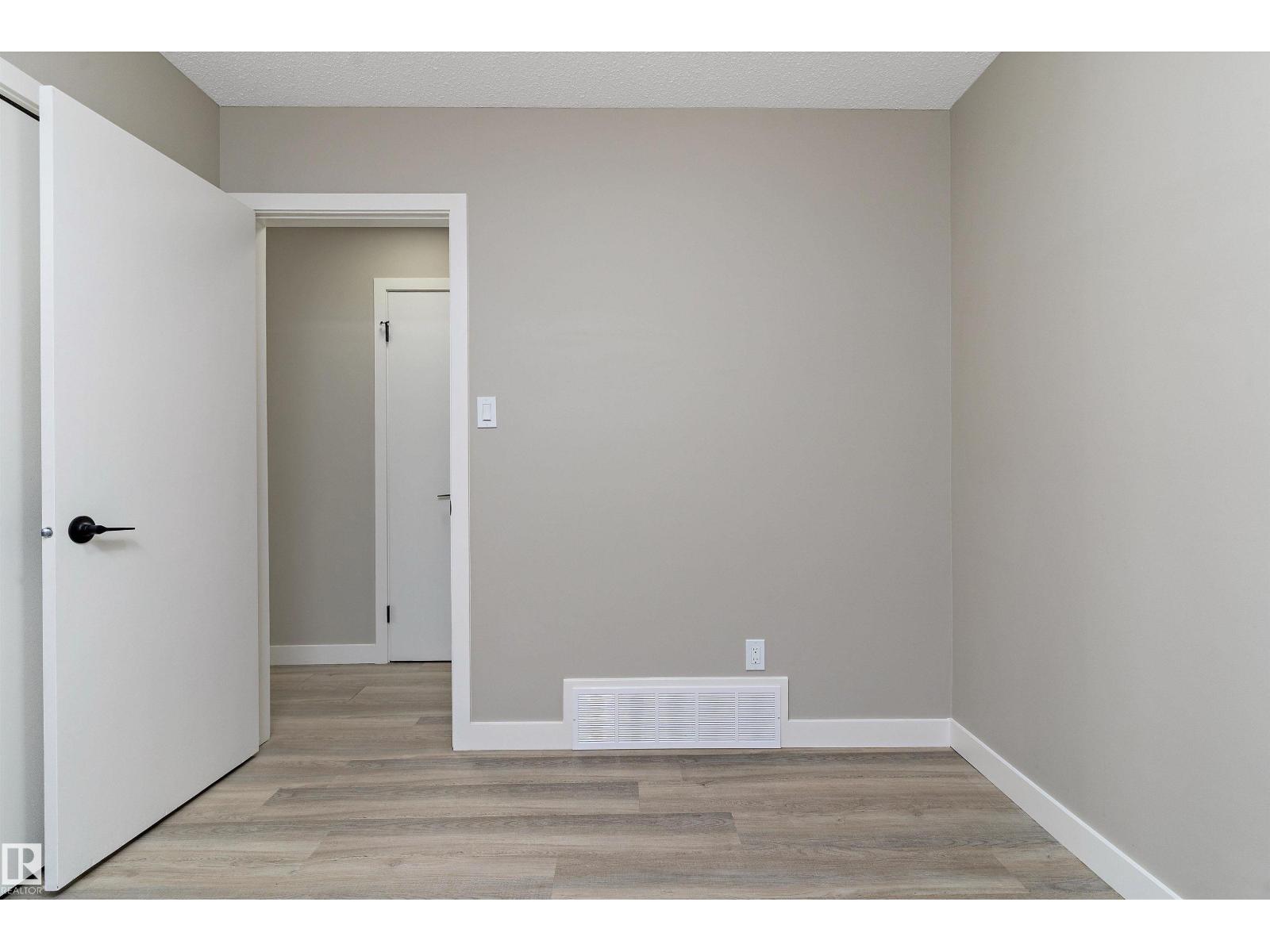 10157 145 St Nw, Edmonton, Alberta  T5N 2X6 - Photo 21 - E4464219