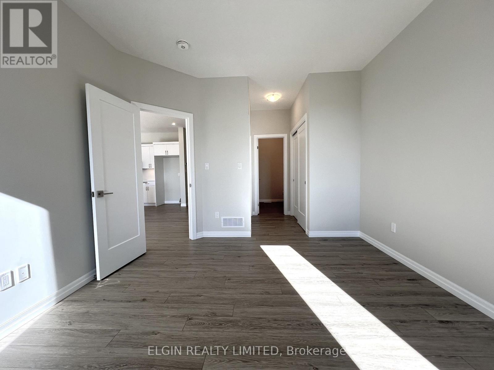 9 Canary Street, Tillsonburg, Ontario  N4G 0K4 - Photo 15 - X12449873