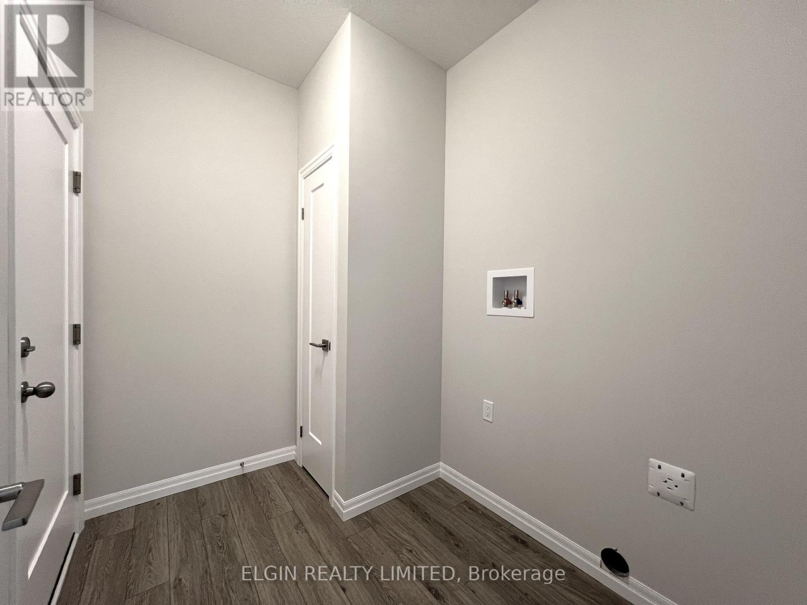 11 Canary Street, Tillsonburg, Ontario  N4G 0K4 - Photo 7 - X12480851