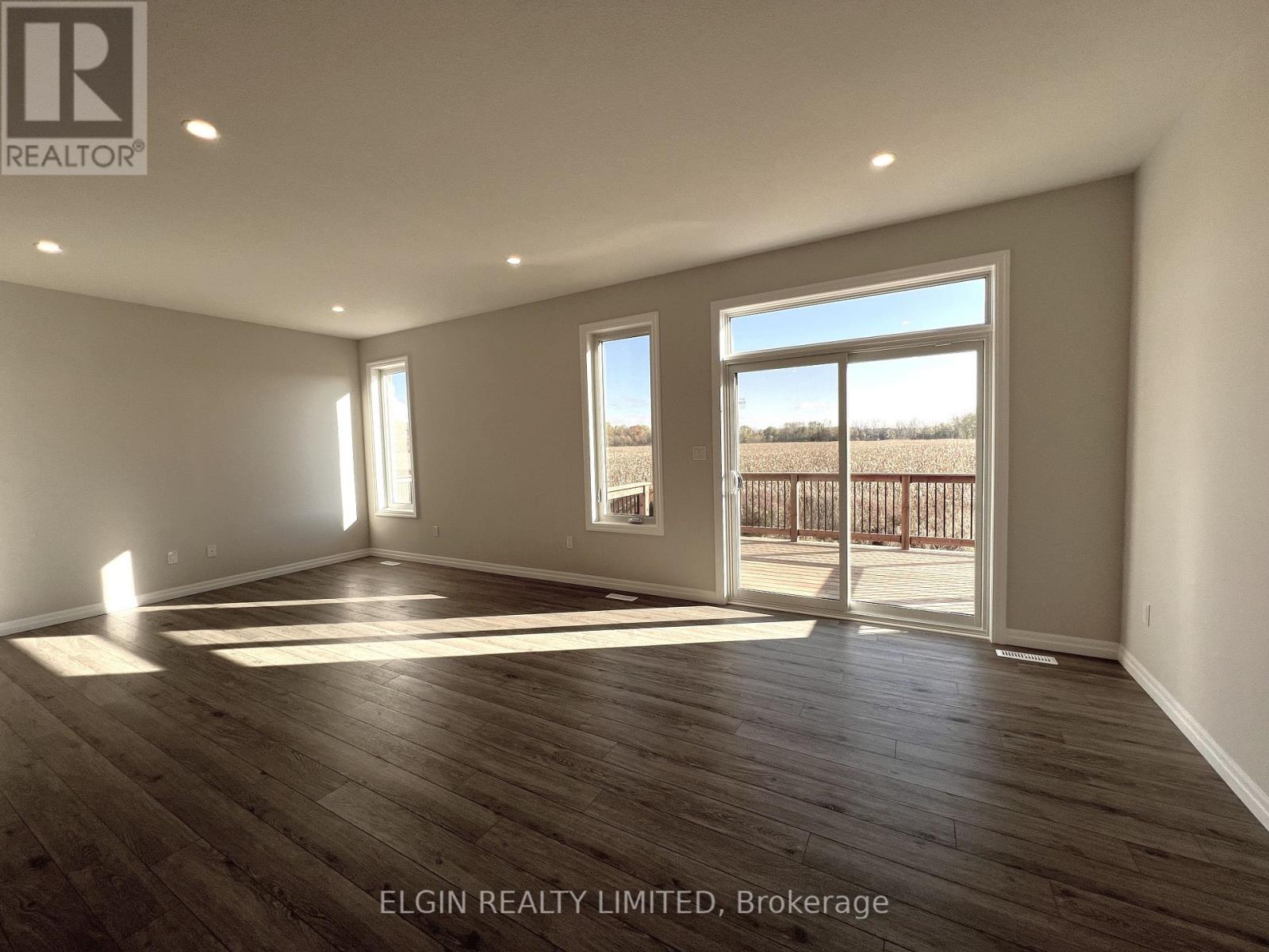 69 Braun Avenue, Tillsonburg, Ontario  N4G 0K4 - Photo 12 - X12480853