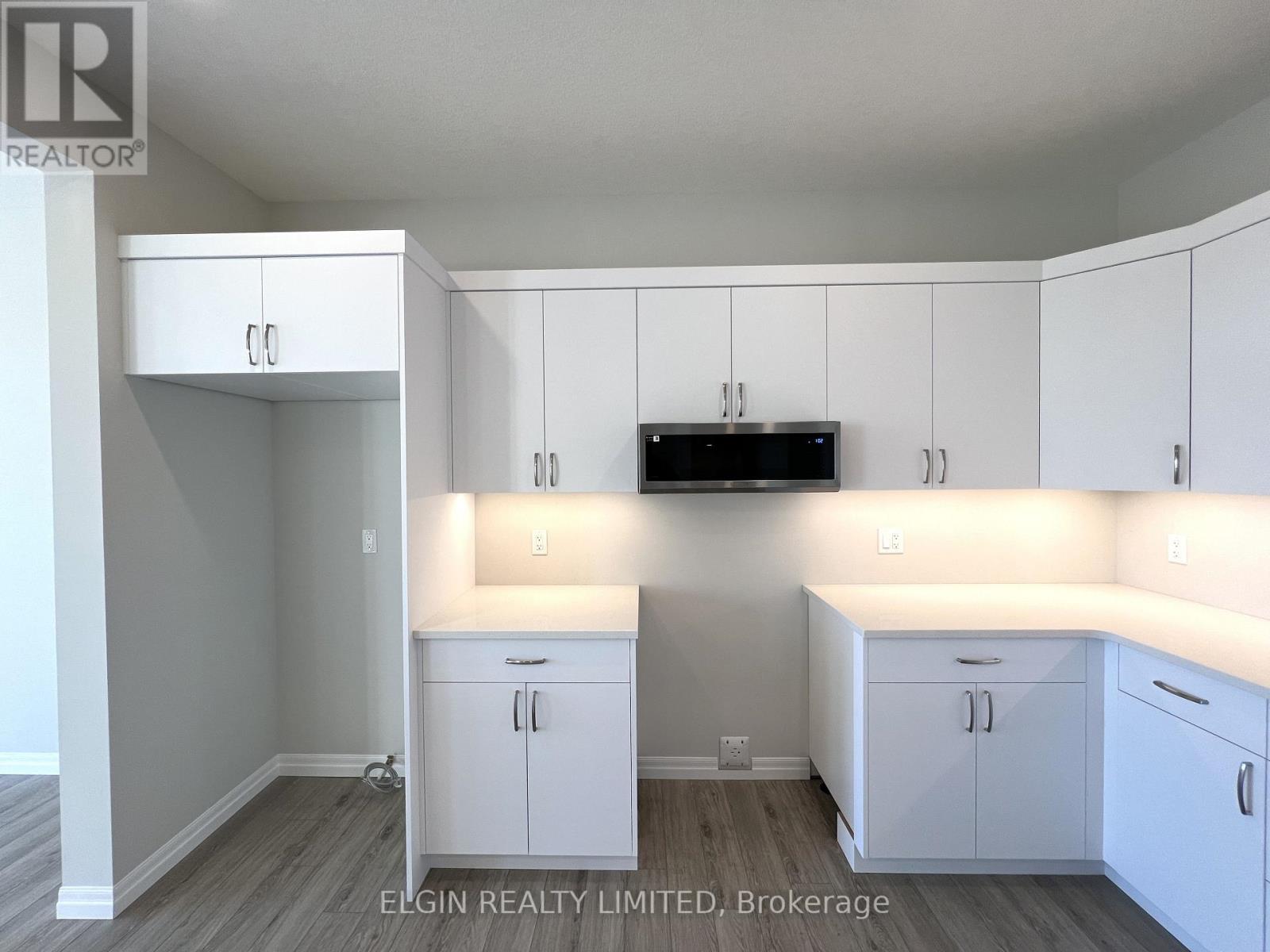 69 Braun Avenue, Tillsonburg, Ontario  N4G 0K4 - Photo 10 - X12480853