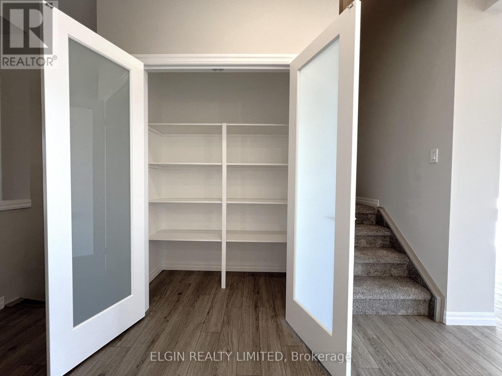 71 Braun Avenue, Tillsonburg, Ontario  N4G 0K4 - Photo 12 - X12480856