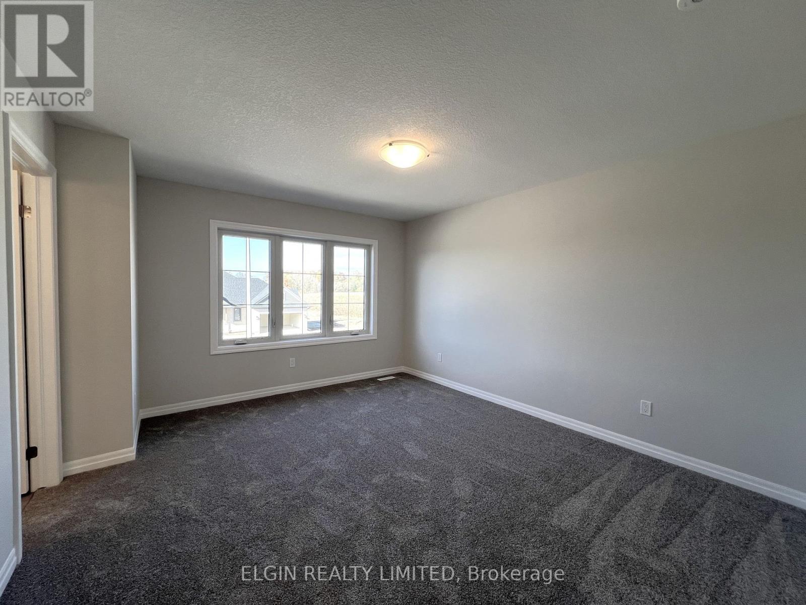 71 Braun Avenue, Tillsonburg, Ontario  N4G 0K4 - Photo 17 - X12480856