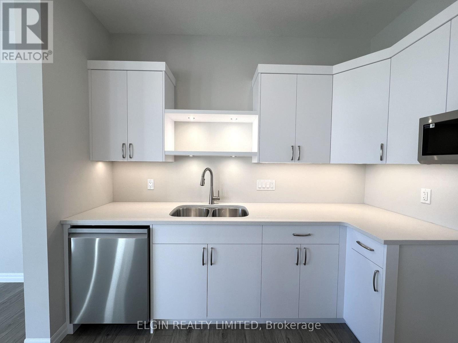 71 Braun Avenue, Tillsonburg, Ontario  N4G 0K4 - Photo 9 - X12480856