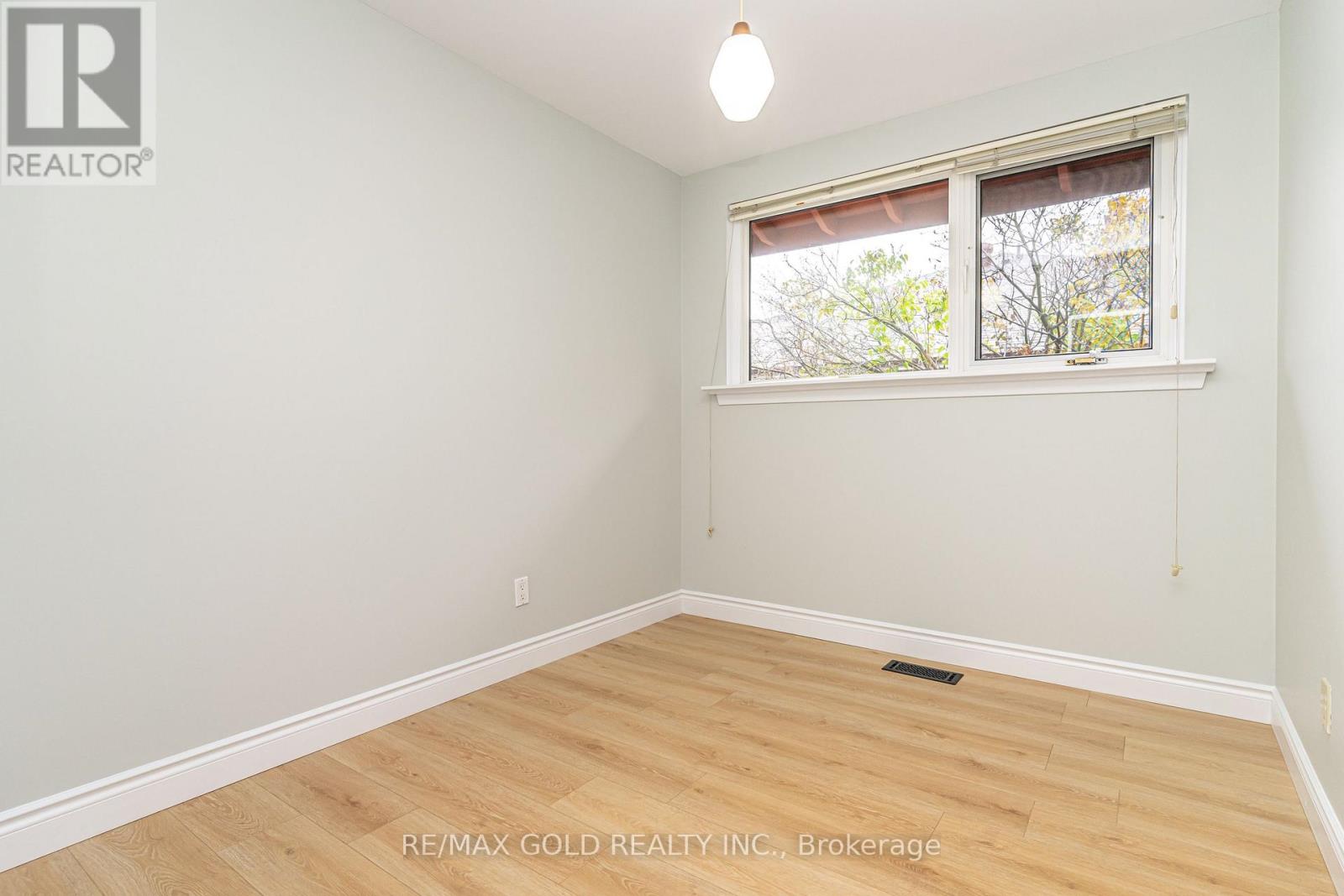 57 Alderbury Crescent, Brampton (Avondale), Ontario  L6T 1P5 - Photo 23 - W12496104