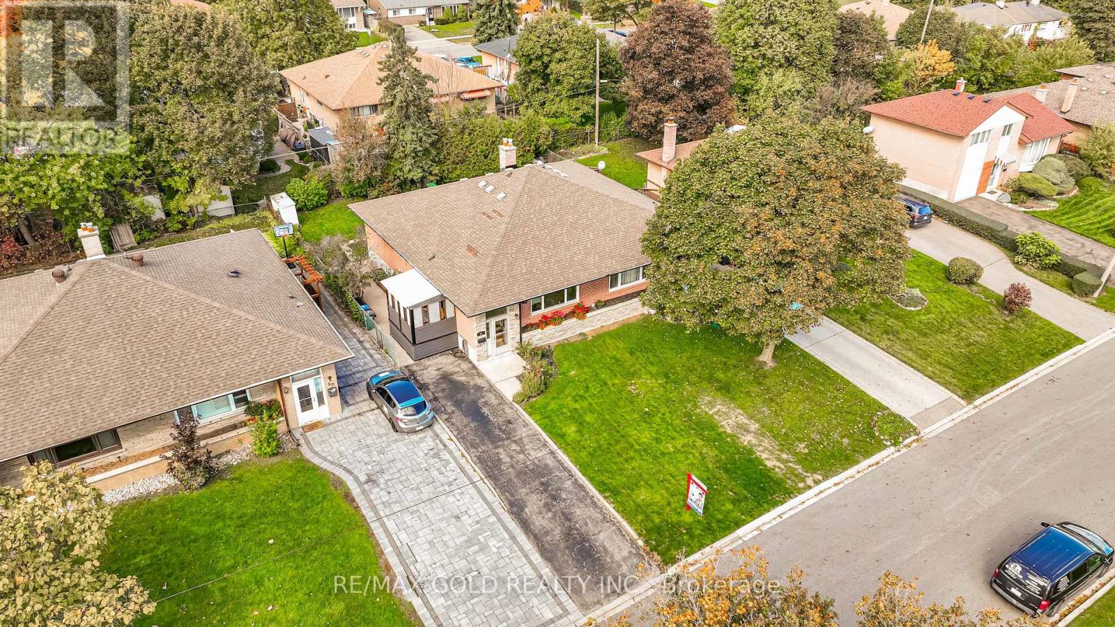 57 Alderbury Crescent, Brampton (Avondale), Ontario  L6T 1P5 - Photo 39 - W12496104