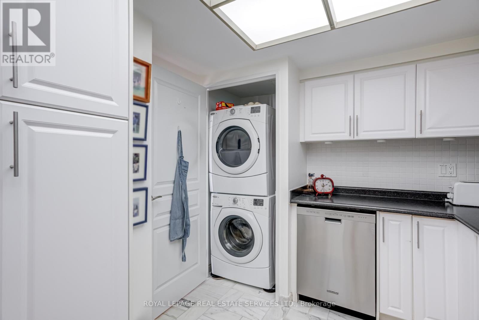 1905 - 2045 Lake Shore Boulevard W, Toronto (Mimico), Ontario  M8V 2Z6 - Photo 28 - W12496110