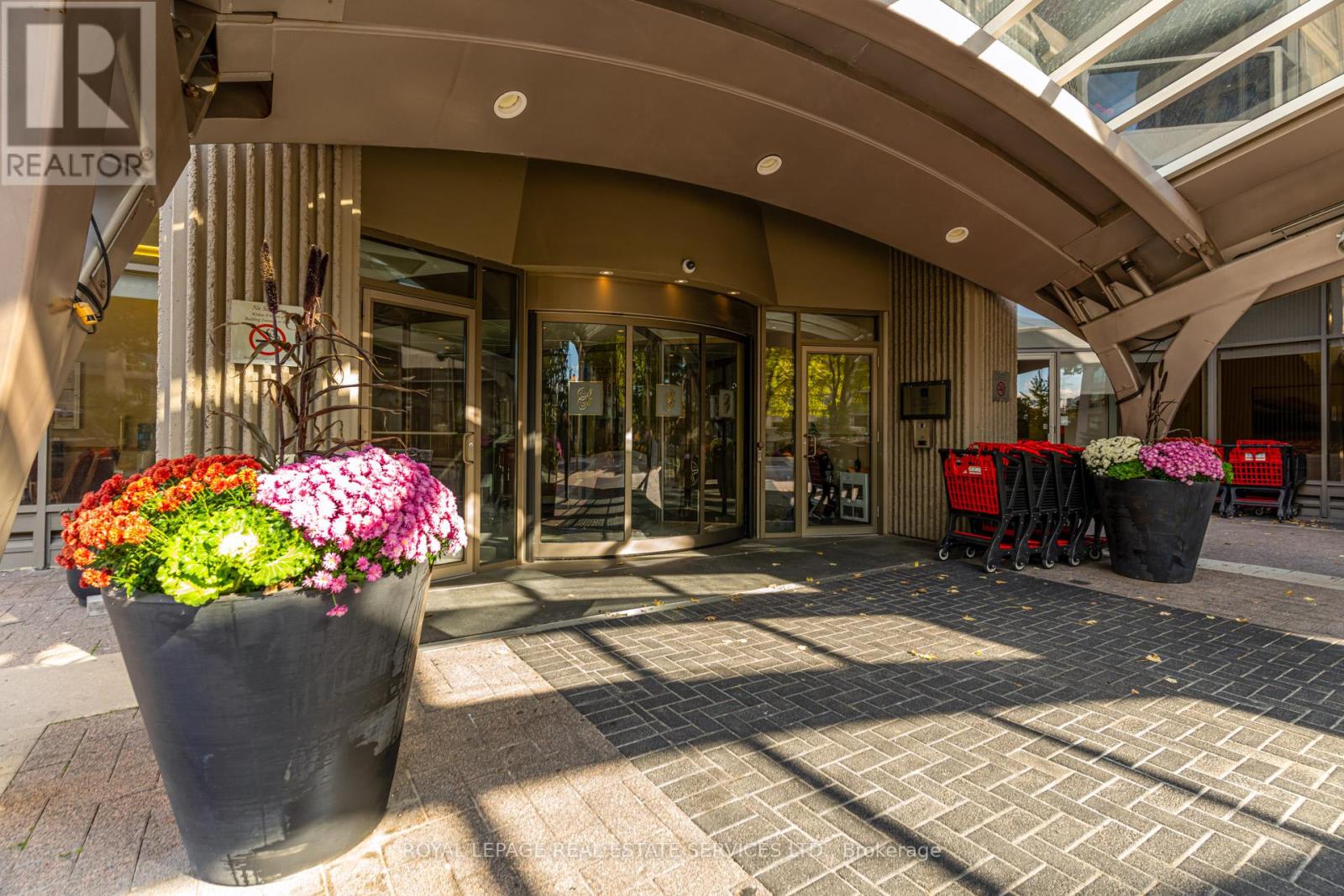 1905 - 2045 Lake Shore Boulevard W, Toronto (Mimico), Ontario  M8V 2Z6 - Photo 6 - W12496110