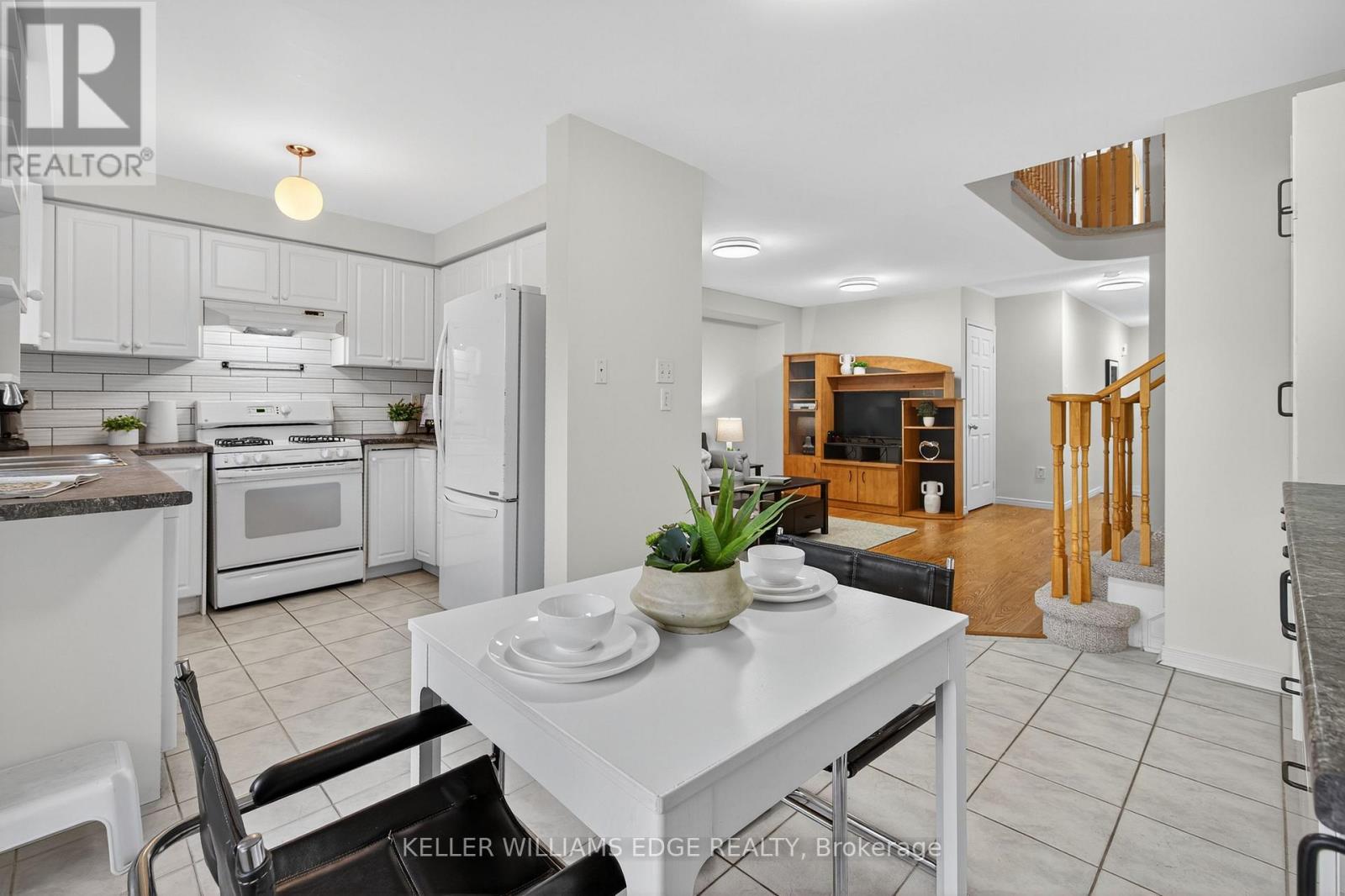 5198 Porter Street, Burlington (Industrial Burlington), Ontario  L7L 6R2 - Photo 12 - W12496112