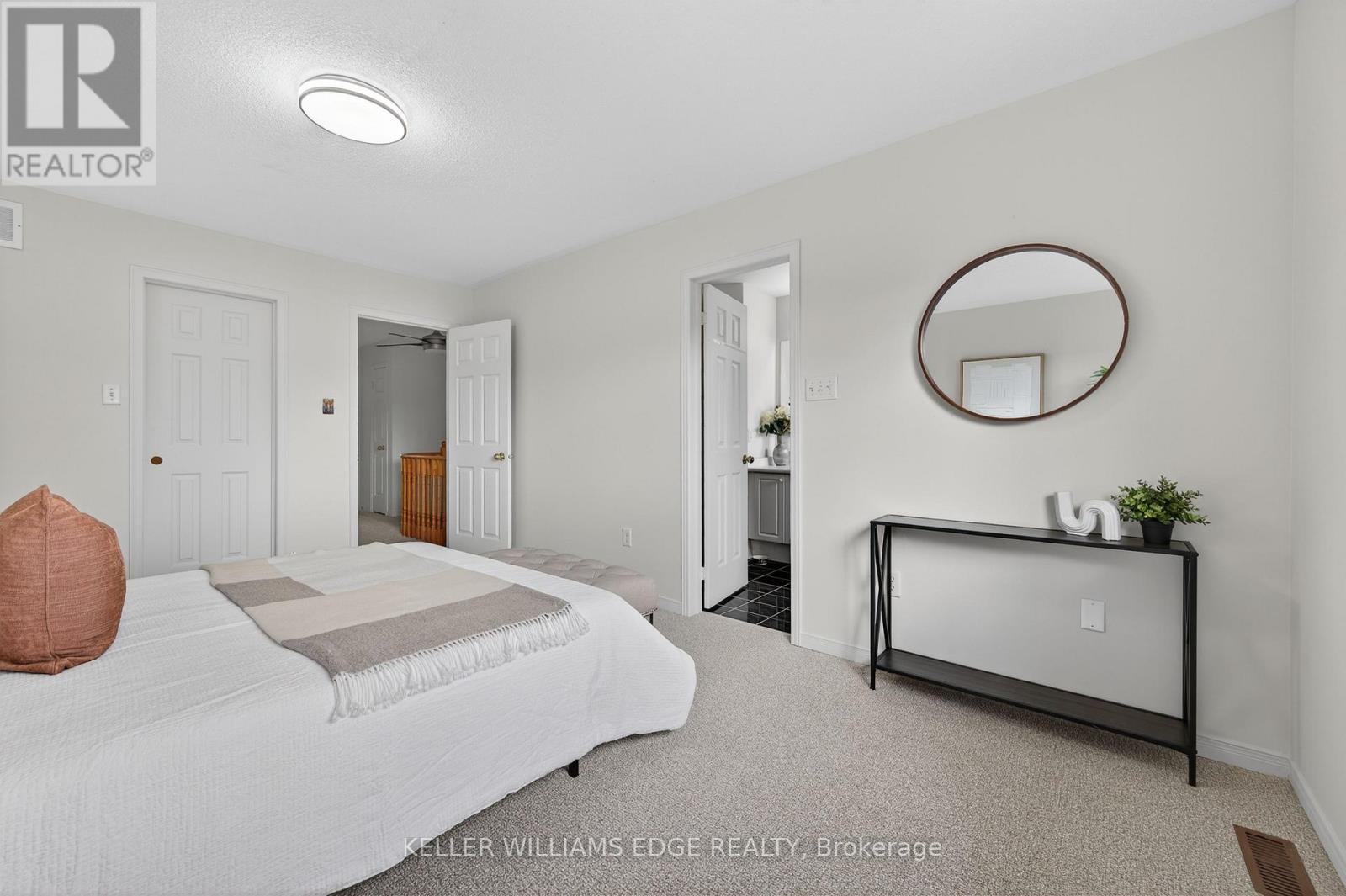 5198 Porter Street, Burlington (Industrial Burlington), Ontario  L7L 6R2 - Photo 21 - W12496112