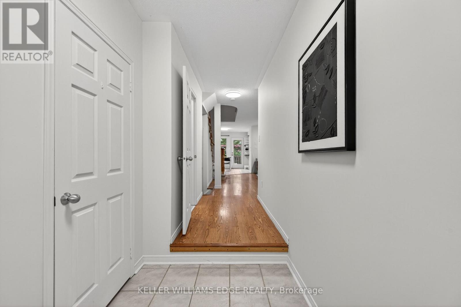 5198 Porter Street, Burlington (Industrial Burlington), Ontario  L7L 6R2 - Photo 6 - W12496112