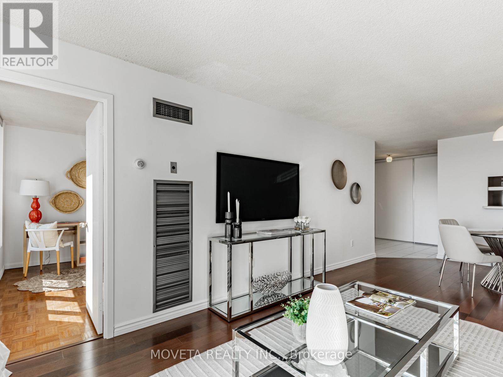 1401 - 3 Hickory Tree Road, Toronto (Weston), Ontario  M9N 3W5 - Photo 14 - W12496116