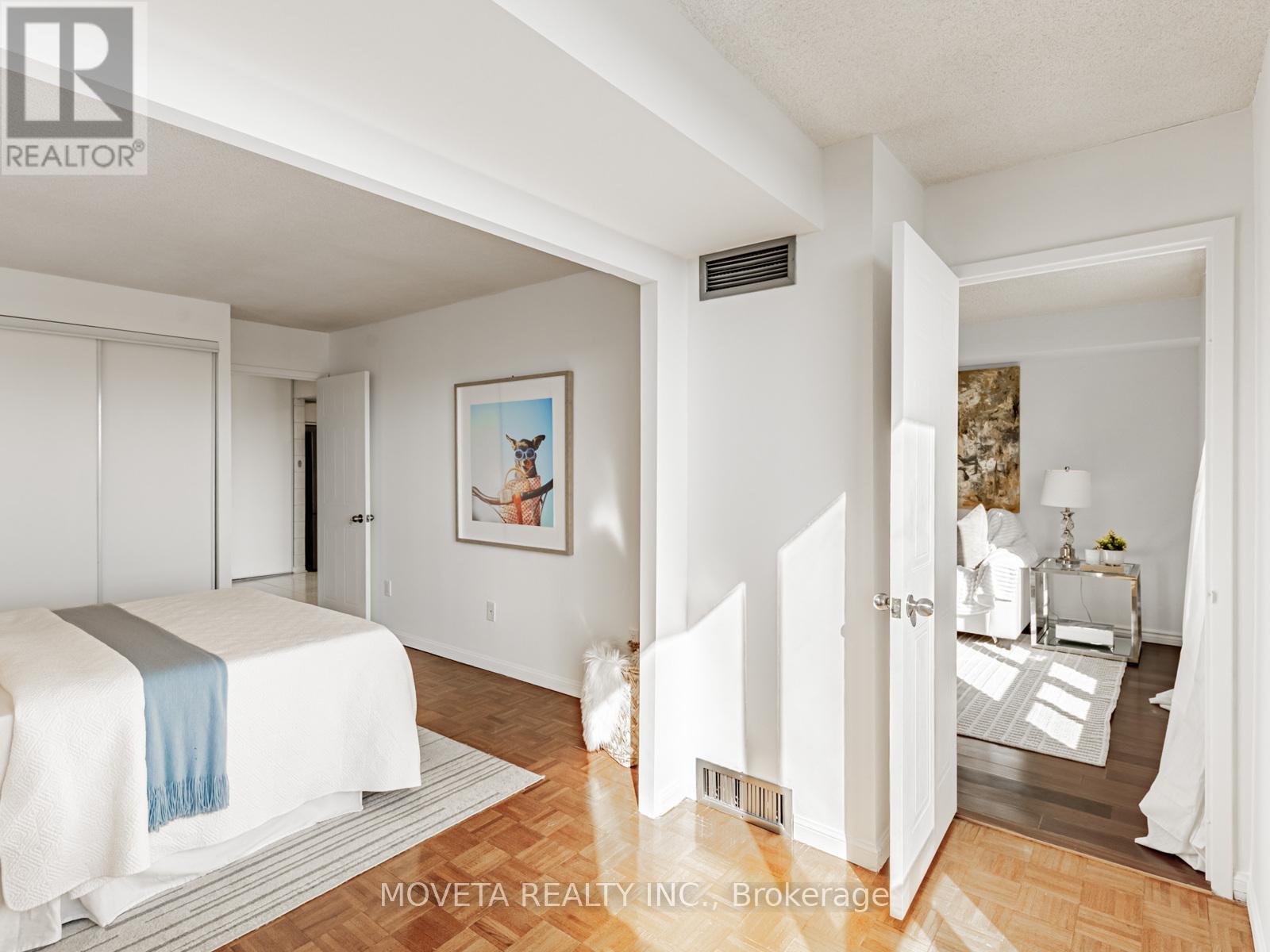 1401 - 3 Hickory Tree Road, Toronto (Weston), Ontario  M9N 3W5 - Photo 17 - W12496116