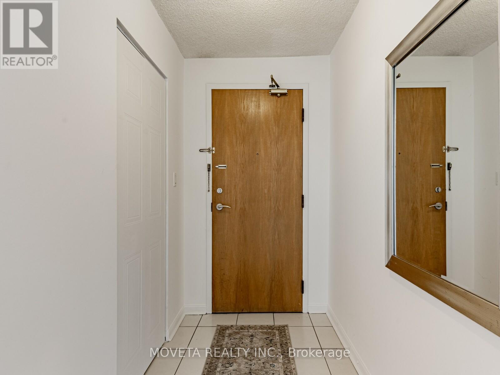 1401 - 3 Hickory Tree Road, Toronto (Weston), Ontario  M9N 3W5 - Photo 6 - W12496116