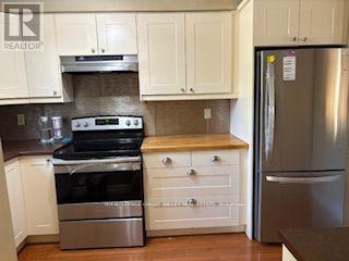 24 Sutter Avenue, Brampton (Heart Lake West), Ontario  L6Z 1G7 - Photo 12 - W12496178