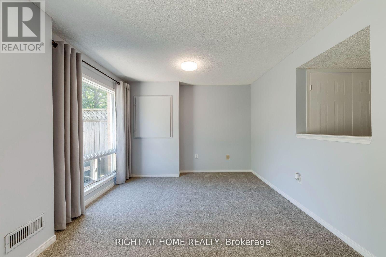 104 - 2945 Thomas Street, Mississauga (Central Erin Mills), Ontario  L5M 6C1 - Photo 28 - W12496188