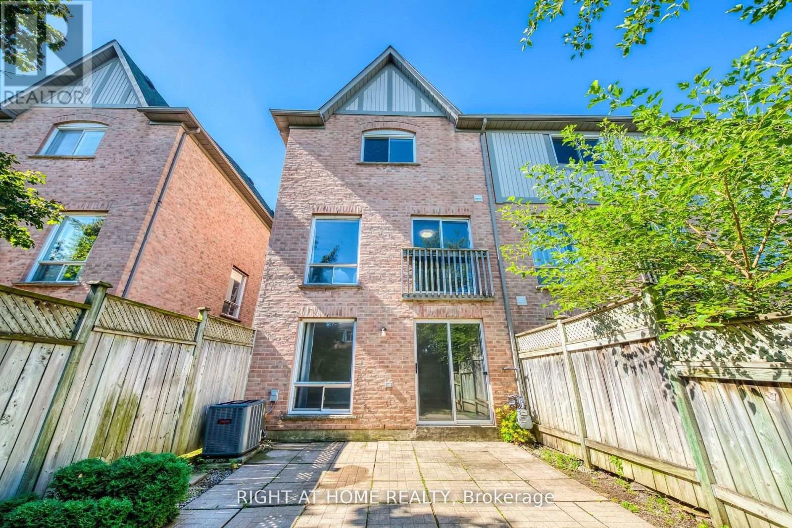 104 - 2945 Thomas Street, Mississauga (Central Erin Mills), Ontario  L5M 6C1 - Photo 32 - W12496188