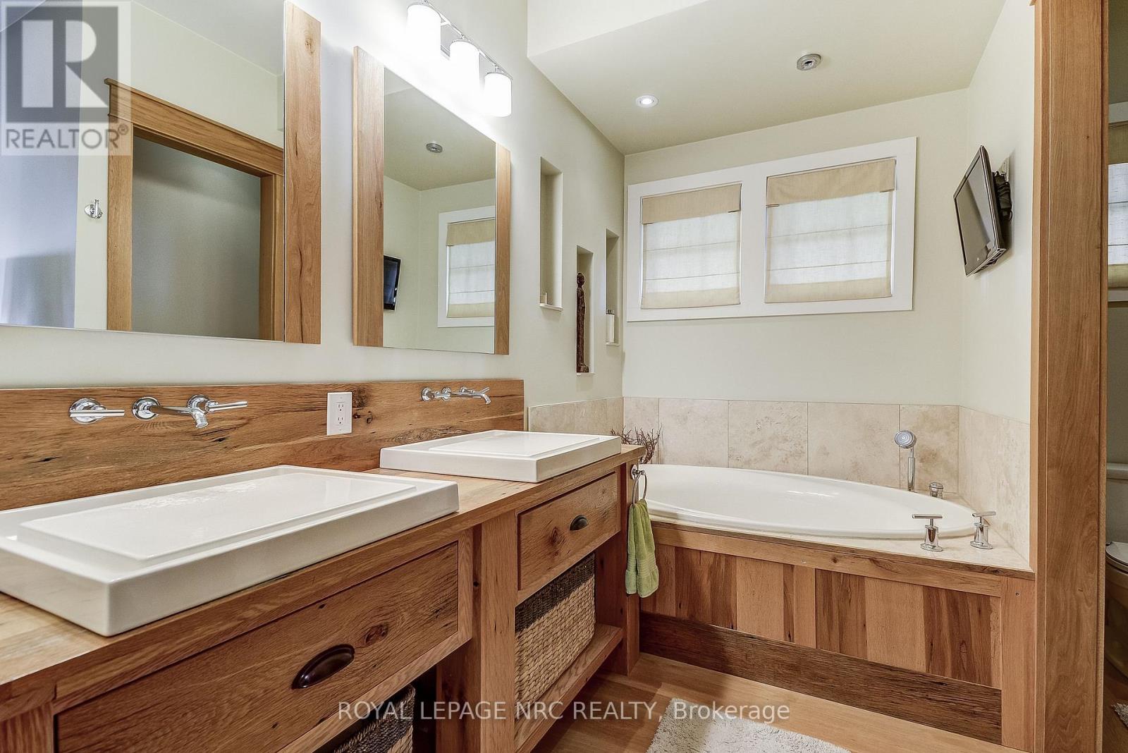 63 Tennessee Avenue, Port Colborne, Ontario  L3K 2R8 - Photo 21 - X12494978