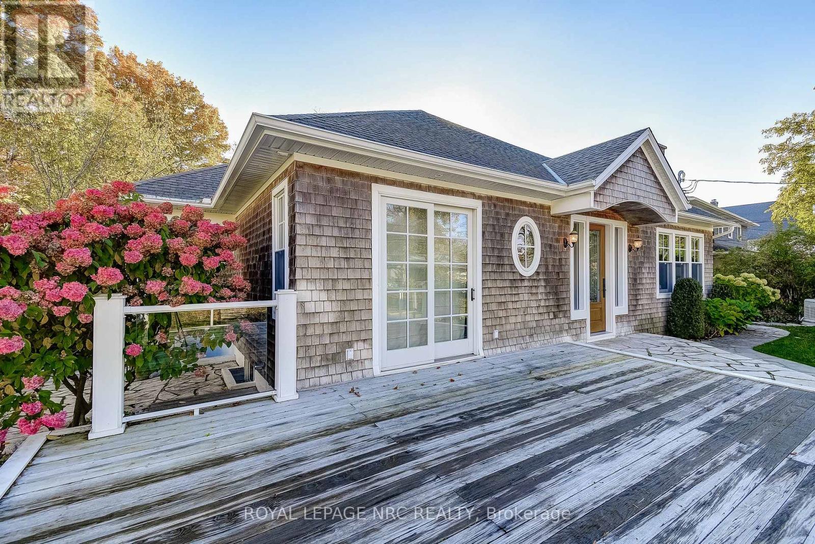 63 Tennessee Avenue, Port Colborne, Ontario  L3K 2R8 - Photo 4 - X12494978