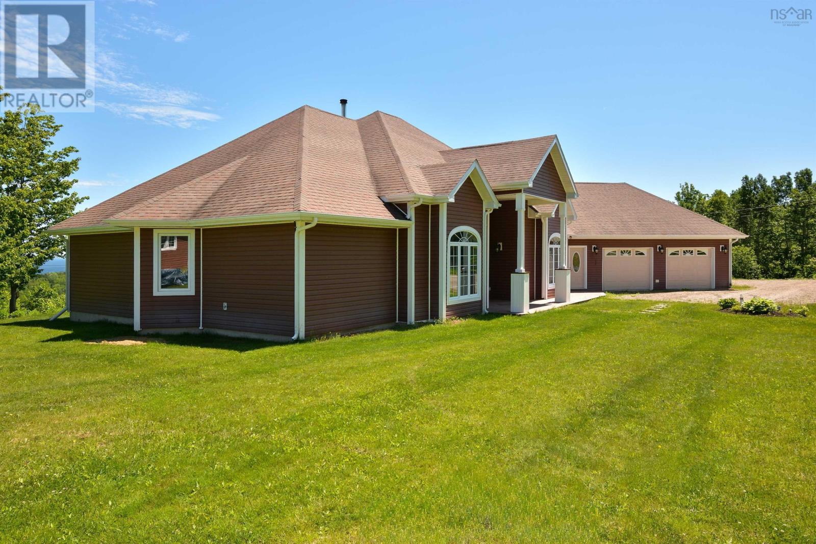 50 Water Tower Road, Ingonish, Nova Scotia  B0C 1K0 - Photo 36 - 202508315