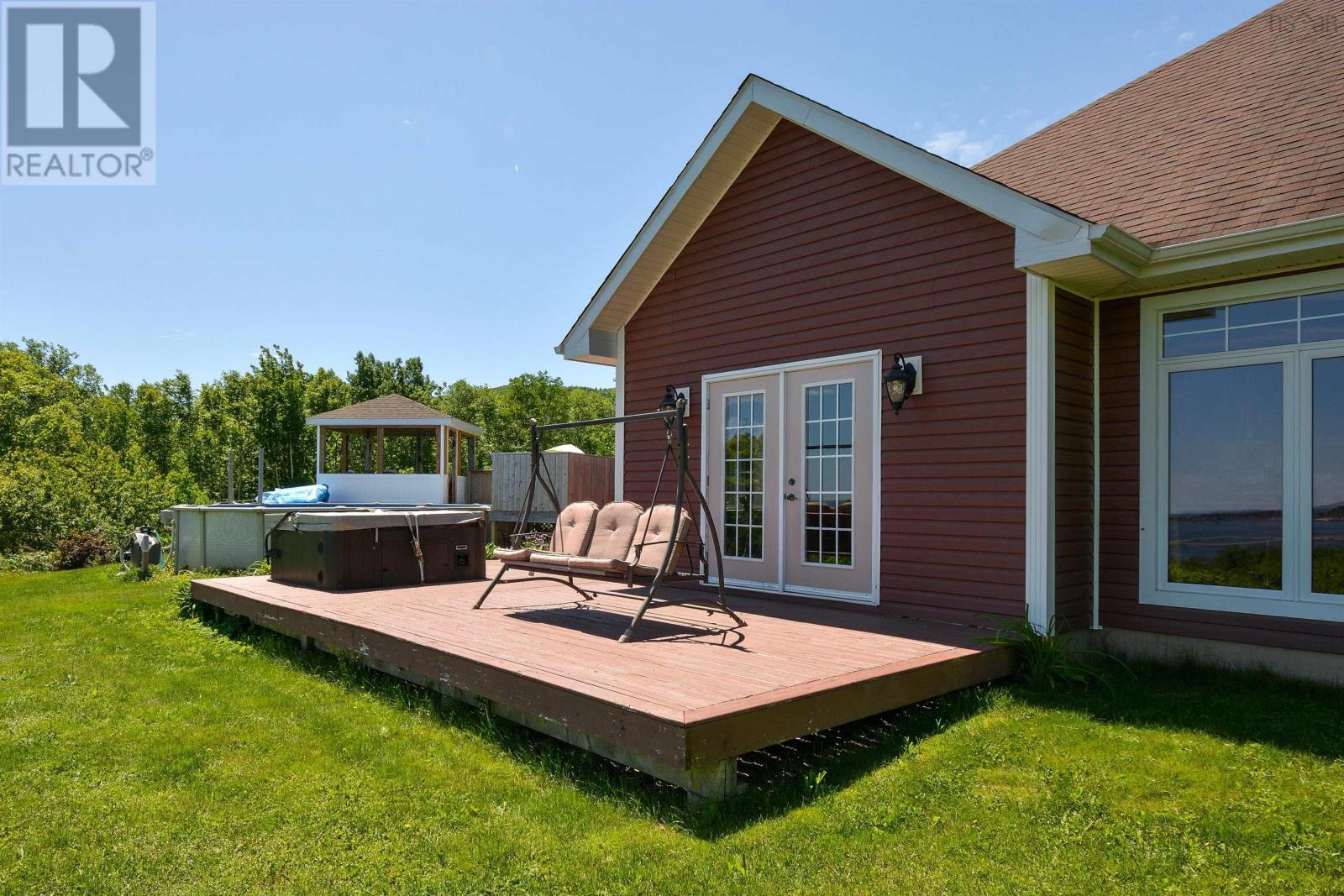 50 Water Tower Road, Ingonish, Nova Scotia  B0C 1K0 - Photo 38 - 202508315