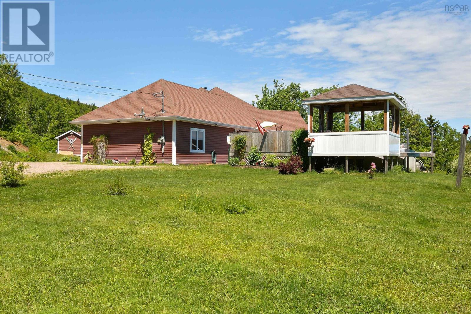 50 Water Tower Road, Ingonish, Nova Scotia  B0C 1K0 - Photo 45 - 202508315