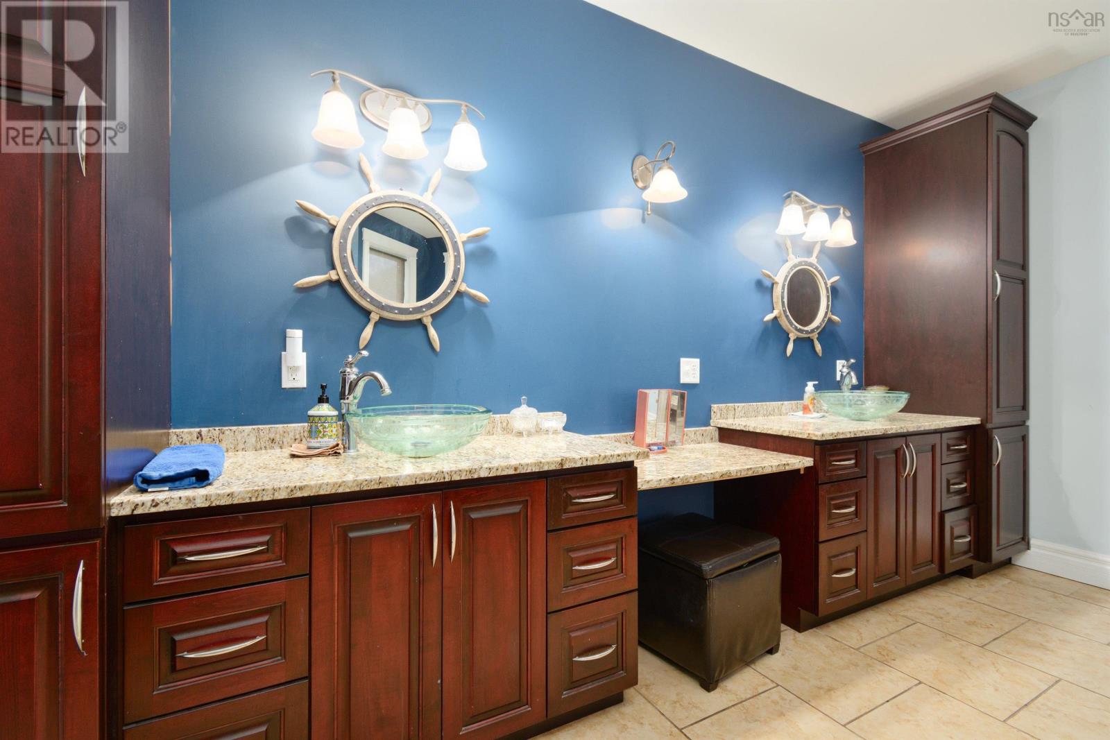 50 Water Tower Road, Ingonish, Nova Scotia  B0C 1K0 - Photo 18 - 202508315