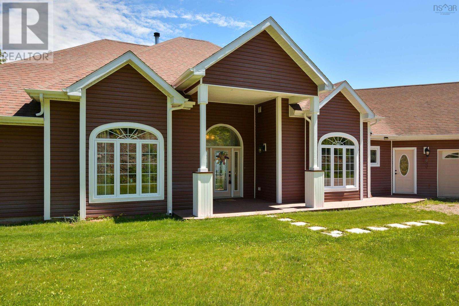 50 Water Tower Road, Ingonish, Nova Scotia  B0C 1K0 - Photo 35 - 202508315