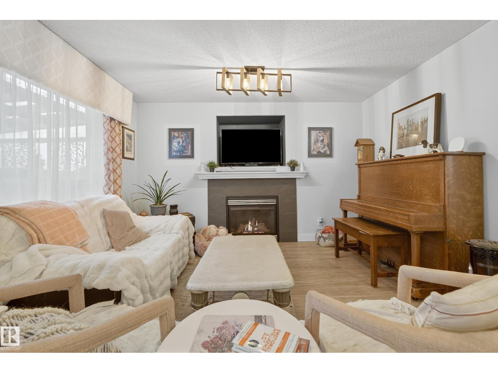 138 Easton Rd Sw, Edmonton, Alberta  T6X 1C3 - Photo 11 - E4464194