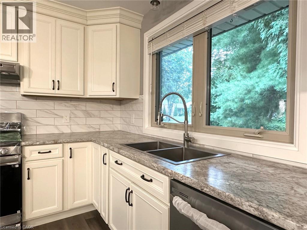 12 Sunset Drive, Simcoe, Ontario  N3Y 3G3 - Photo 6 - 40764770