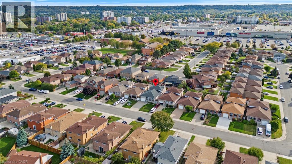 48 Village Drive, Hamilton, Ontario  L8E 3N1 - Photo 32 - 40778814