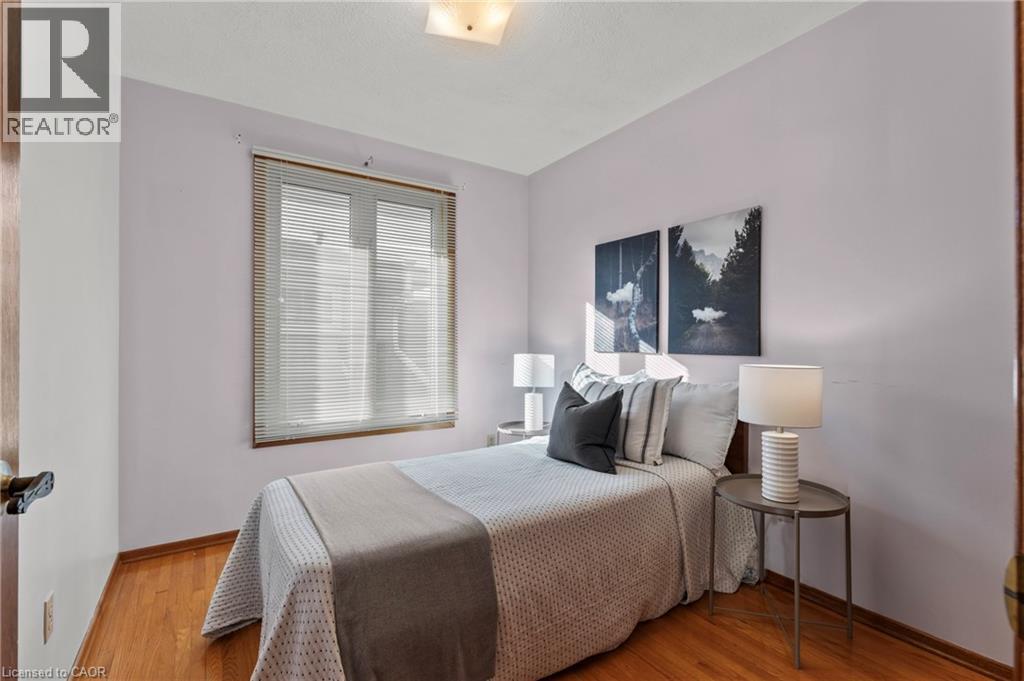 48 Village Drive, Hamilton, Ontario  L8E 3N1 - Photo 16 - 40778814