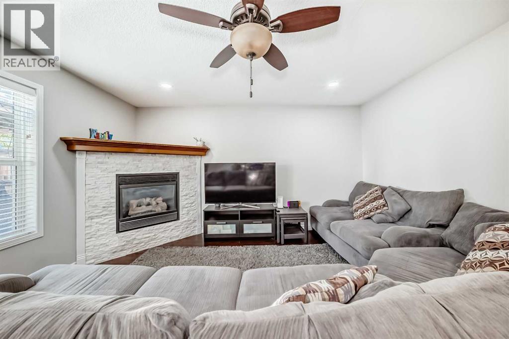 574 Chaparral Drive Se, Calgary, Alberta  T2X 3W8 - Photo 14 - A2259732