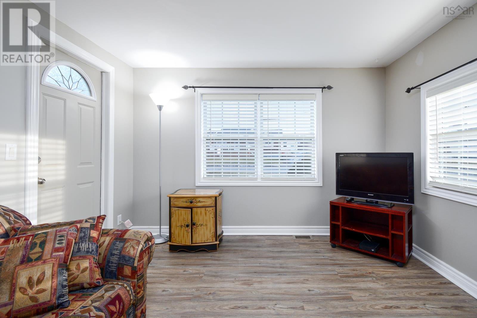 104 Butts Street, Sydney Mines, Nova Scotia  B1V 1N5 - Photo 16 - 202523115