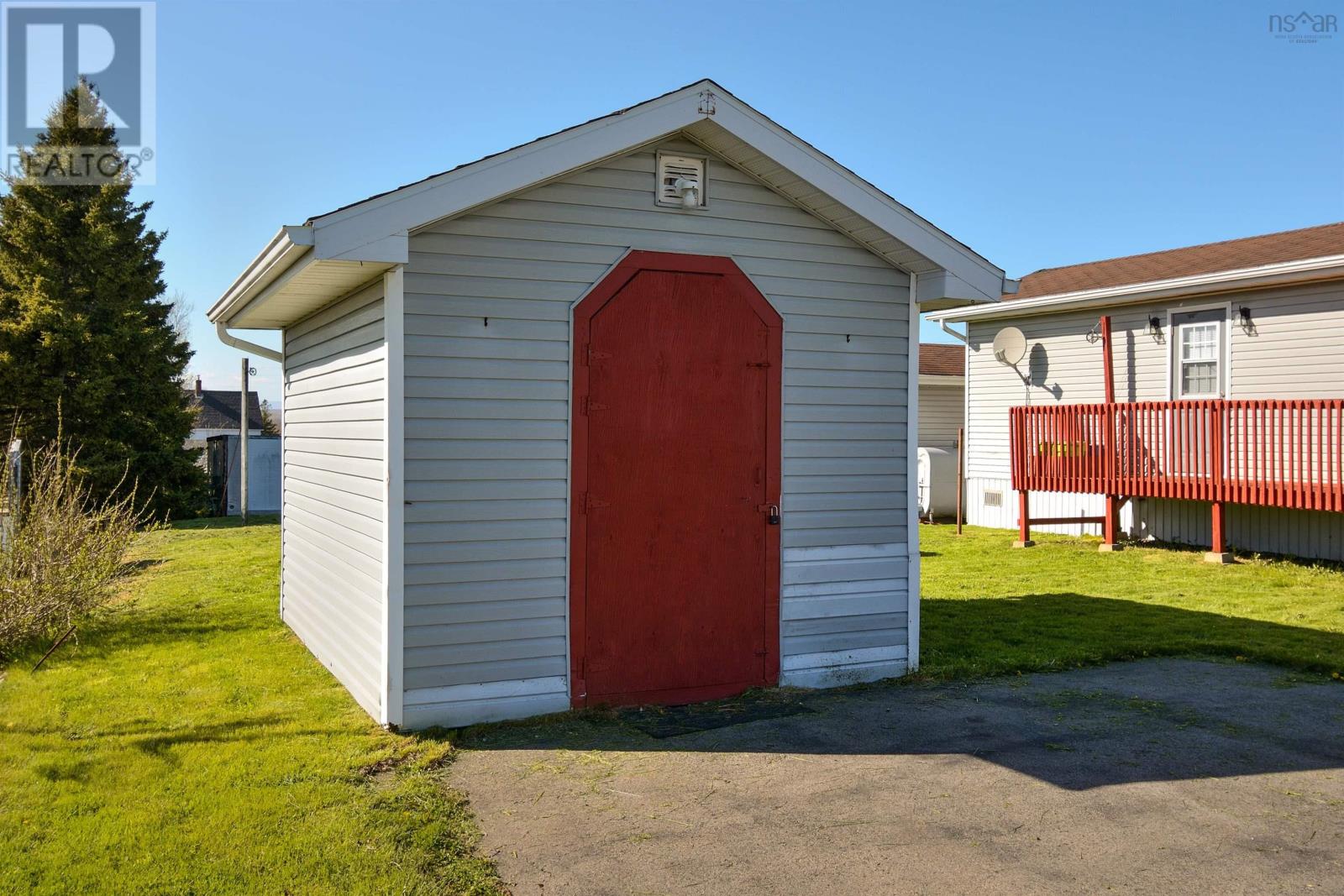 104 Butts Street, Sydney Mines, Nova Scotia  B1V 1N5 - Photo 4 - 202523115