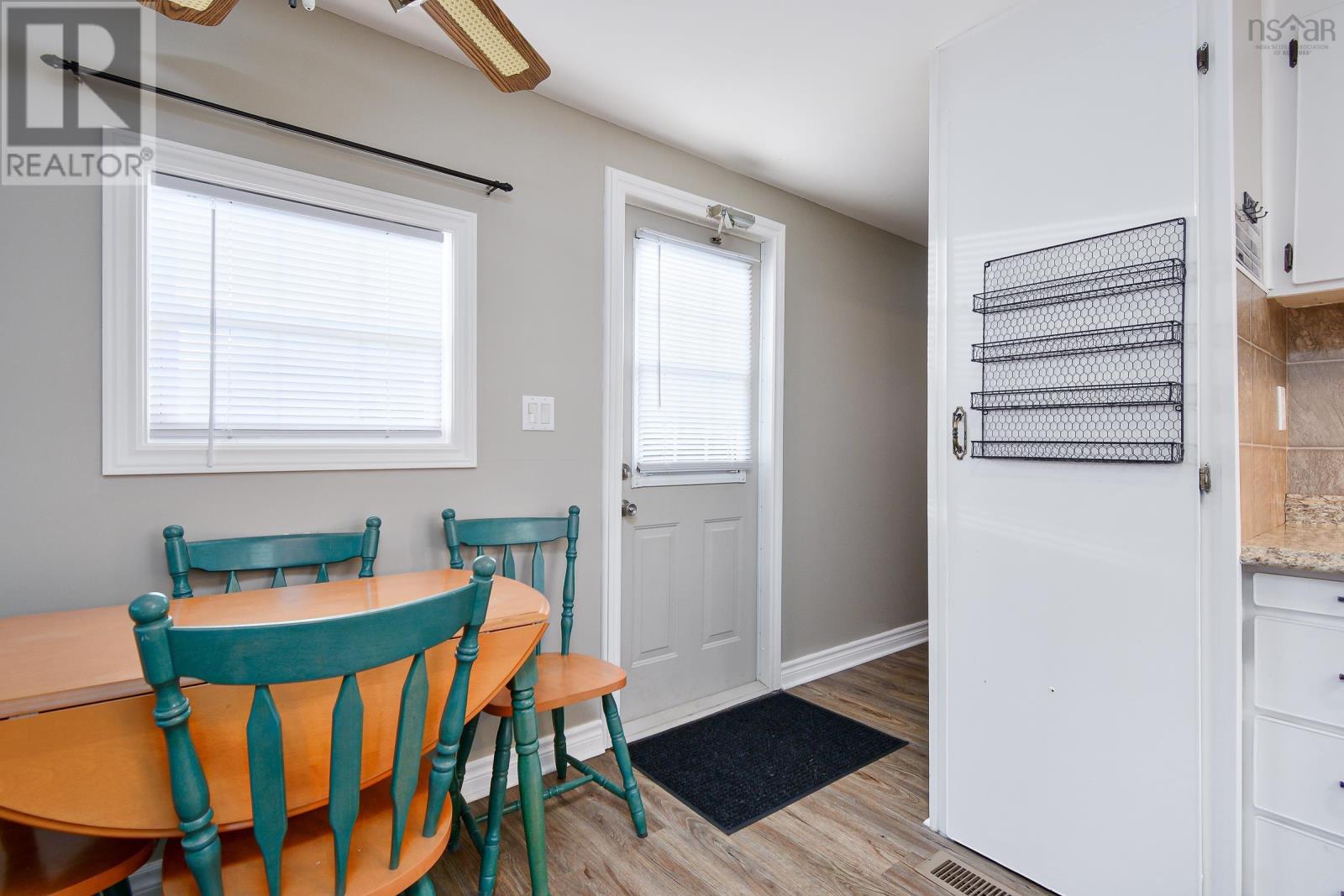 104 Butts Street, Sydney Mines, Nova Scotia  B1V 1N5 - Photo 7 - 202523115