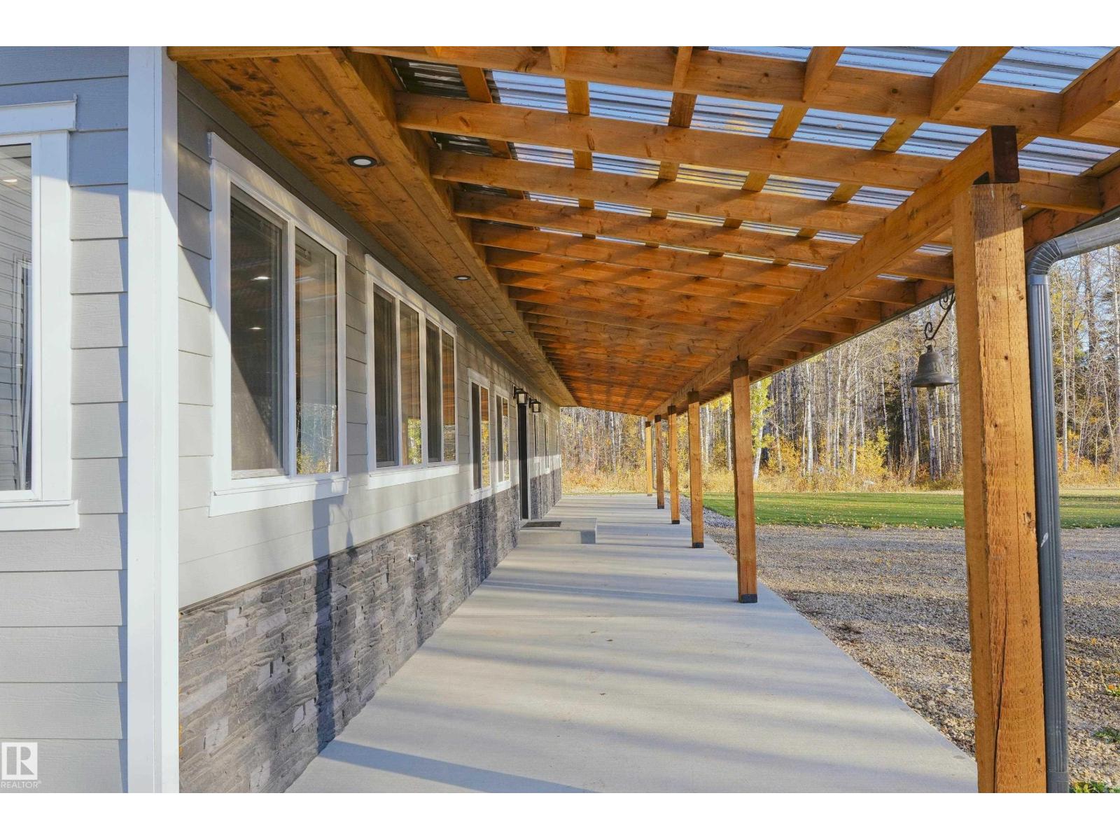 60432 Rge Rd 64, Rural Barrhead County, Alberta  T7N 1N3 - Photo 3 - E4464221