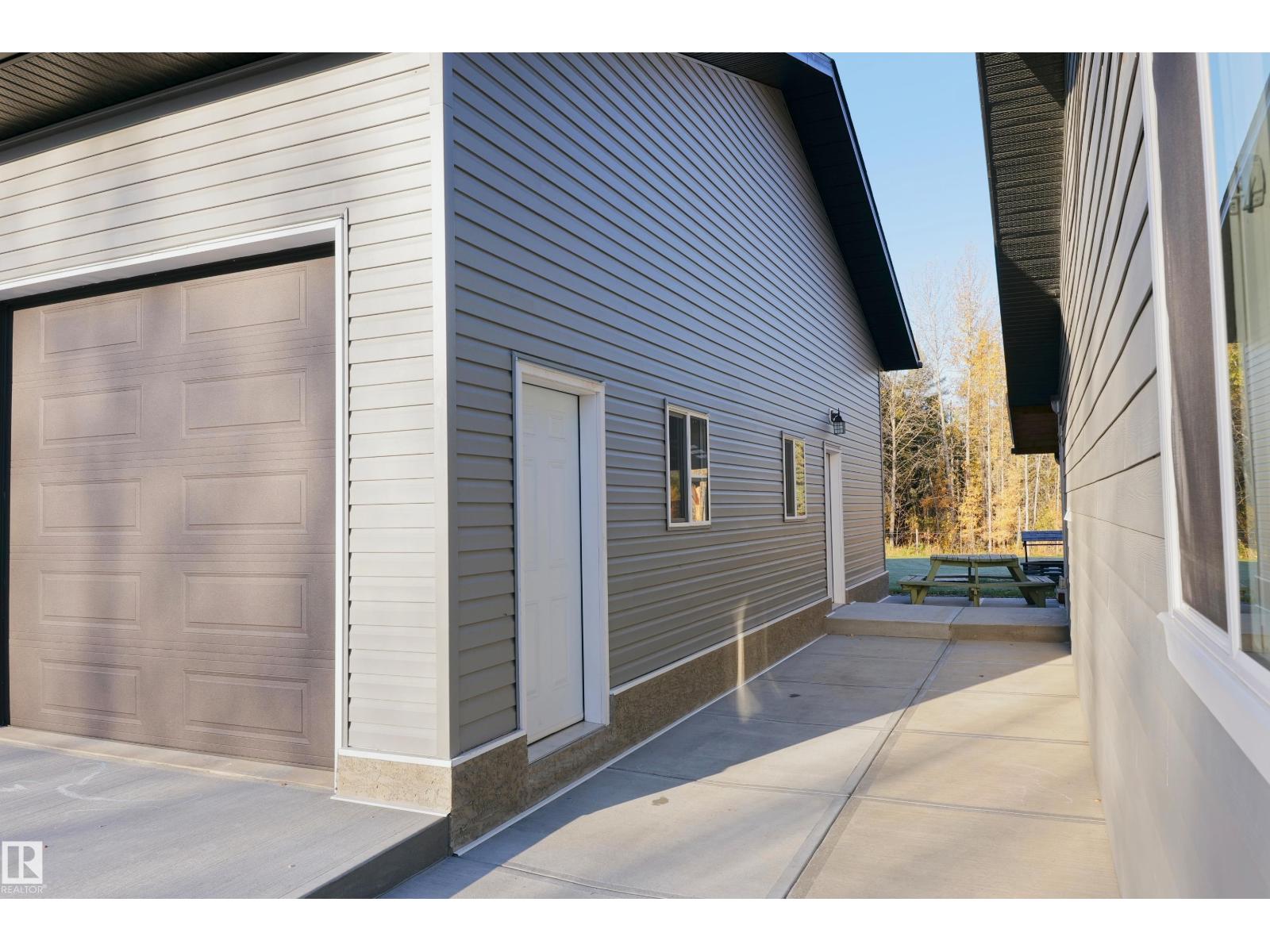 60432 Rge Rd 64, Rural Barrhead County, Alberta  T7N 1N3 - Photo 47 - E4464221