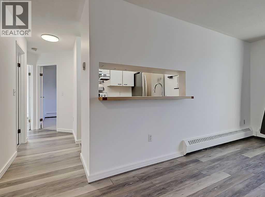 301, 21 Dover Point Se, Calgary, Alberta T2B 3K4 - Photo 7 - A2261267