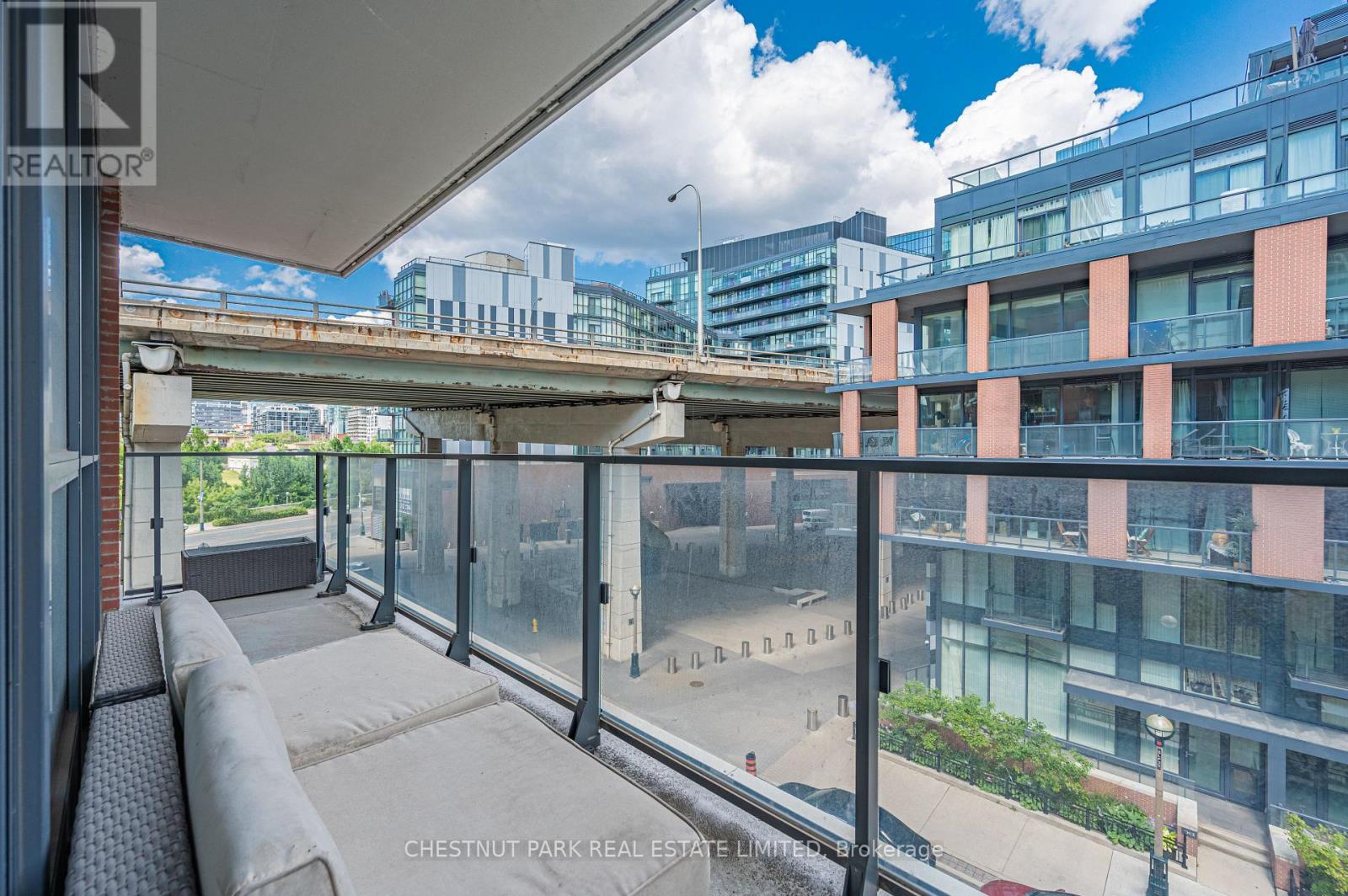 515 - 50 Bruyeres Mews, Toronto, Ontario  M5V 0H8 - Photo 19 - C12496306