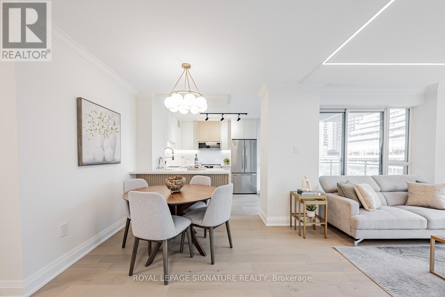 404 - 889 Bay Street, Toronto (Bay Street Corridor), Ontario  M5S 3K5 - Photo 11 - C12496346