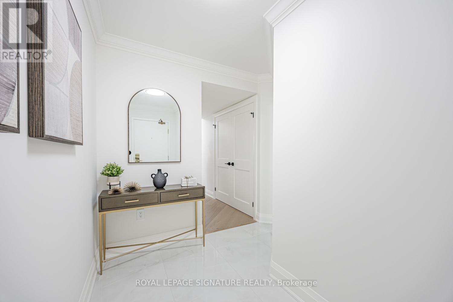 404 - 889 Bay Street, Toronto (Bay Street Corridor), Ontario  M5S 3K5 - Photo 12 - C12496346