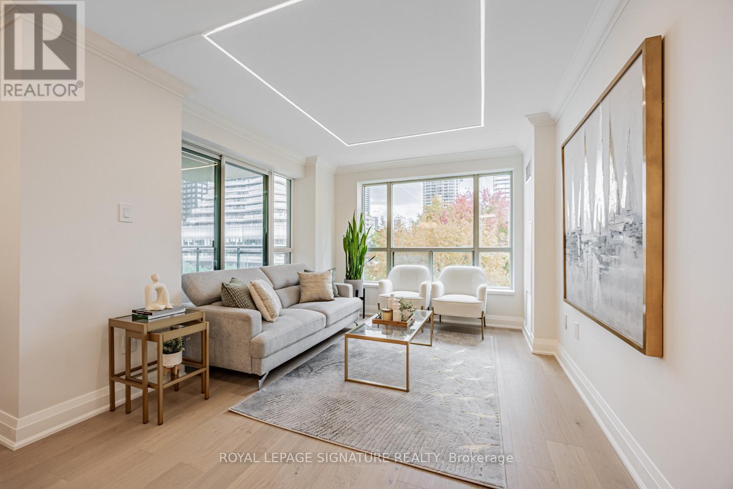 404 - 889 Bay Street, Toronto (Bay Street Corridor), Ontario  M5S 3K5 - Photo 2 - C12496346