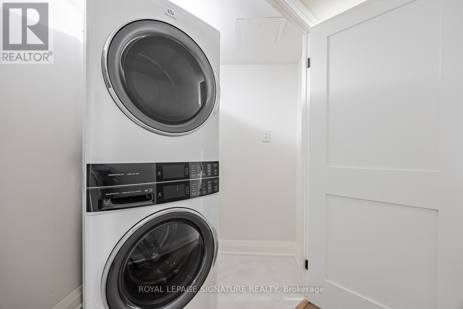 404 - 889 Bay Street, Toronto (Bay Street Corridor), Ontario  M5S 3K5 - Photo 22 - C12496346