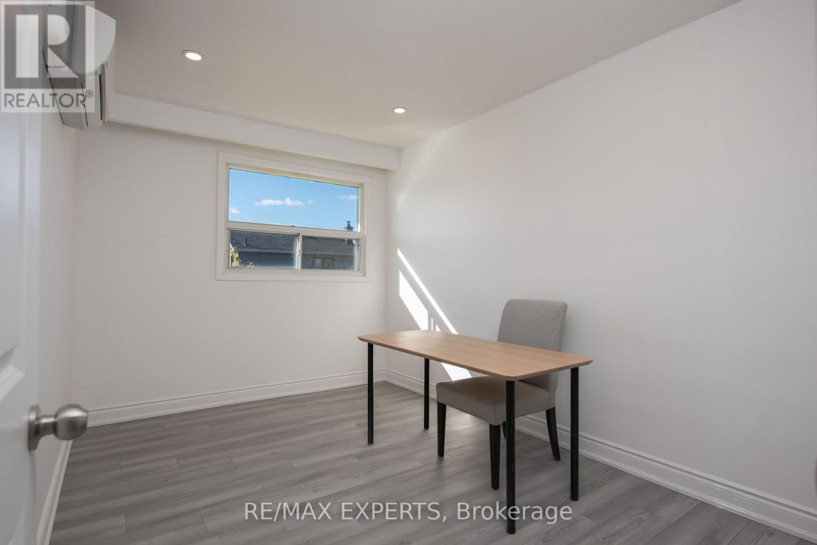 3 - 59 Bowhill Crescent, Toronto, Ontario  M2J 3S1 - Photo 11 - C12496372