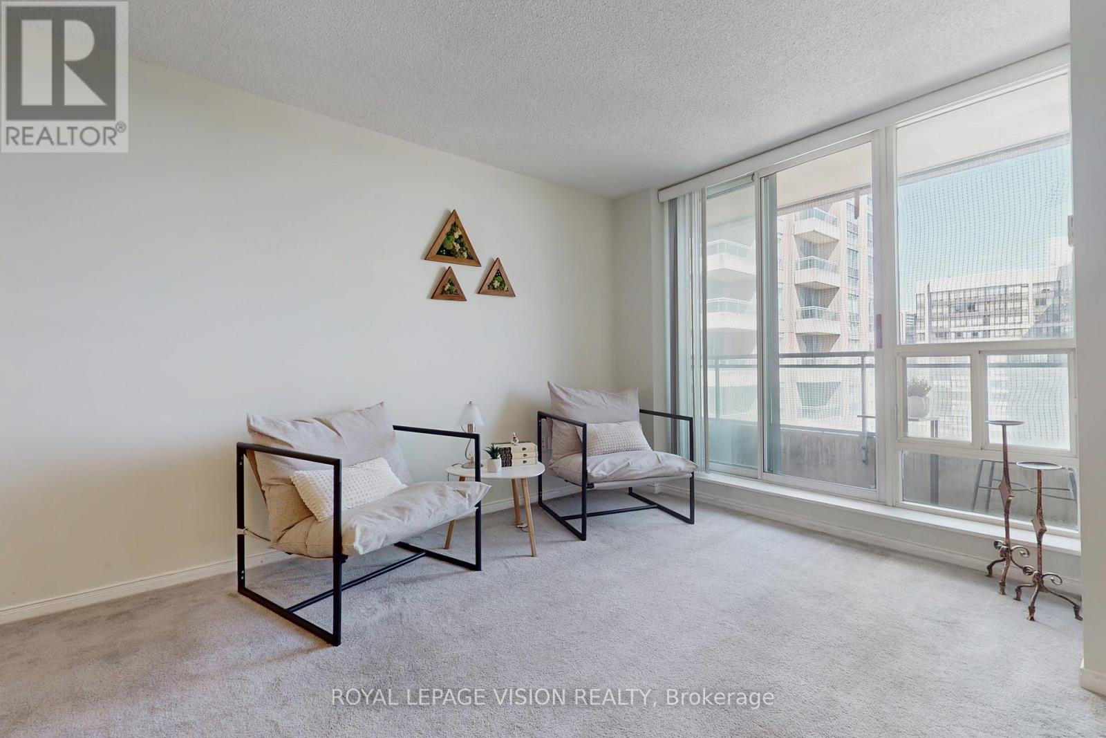 1905 - 3 Pemberton Avenue, Toronto, Ontario  M2M 4M1 - Photo 12 - C12496374