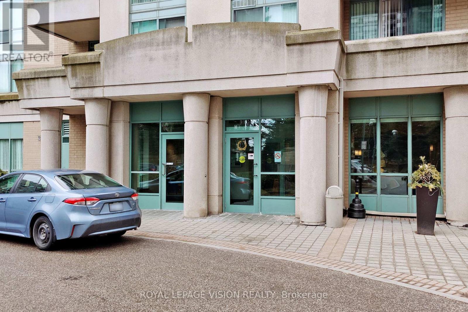 1905 - 3 Pemberton Avenue, Toronto, Ontario  M2M 4M1 - Photo 47 - C12496374